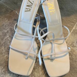 Zara Women's Elegant Cream Sandals